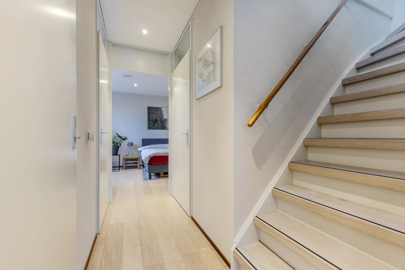 Hoekwoning te koop: Pieter Jelles Troelstralaan 8, Zaandam