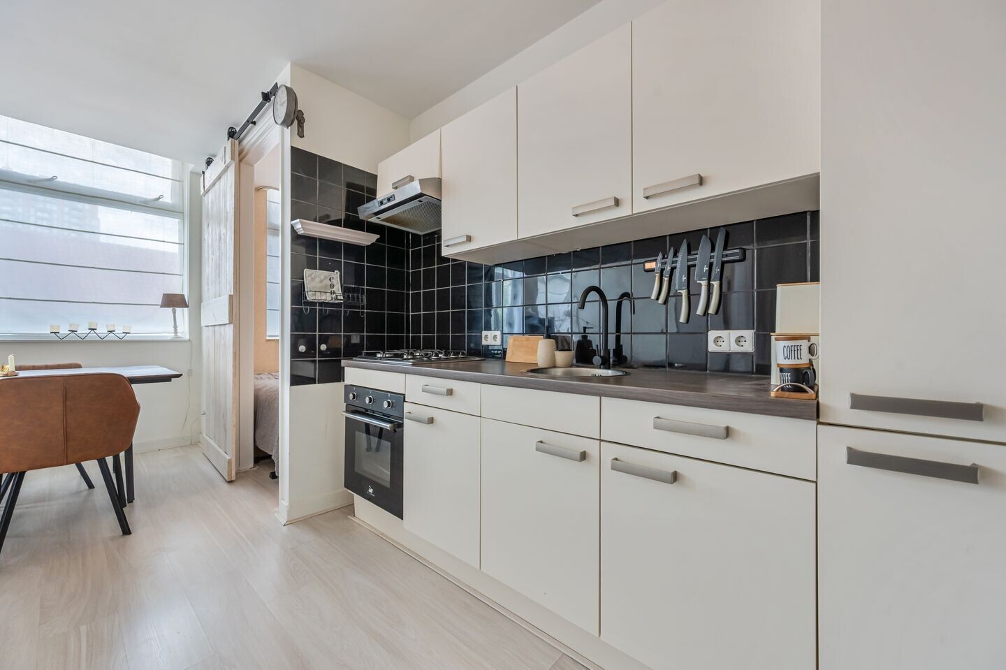 Studio te koop: Hogendijk 194E, Zaandam