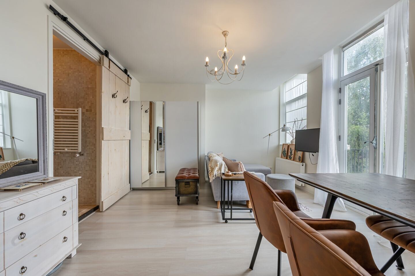 Studio te koop: Hogendijk 194E, Zaandam