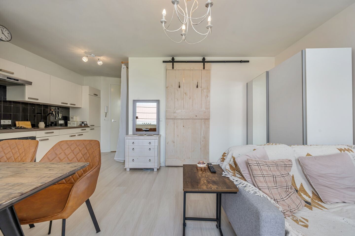Studio te koop: Hogendijk 194E, Zaandam