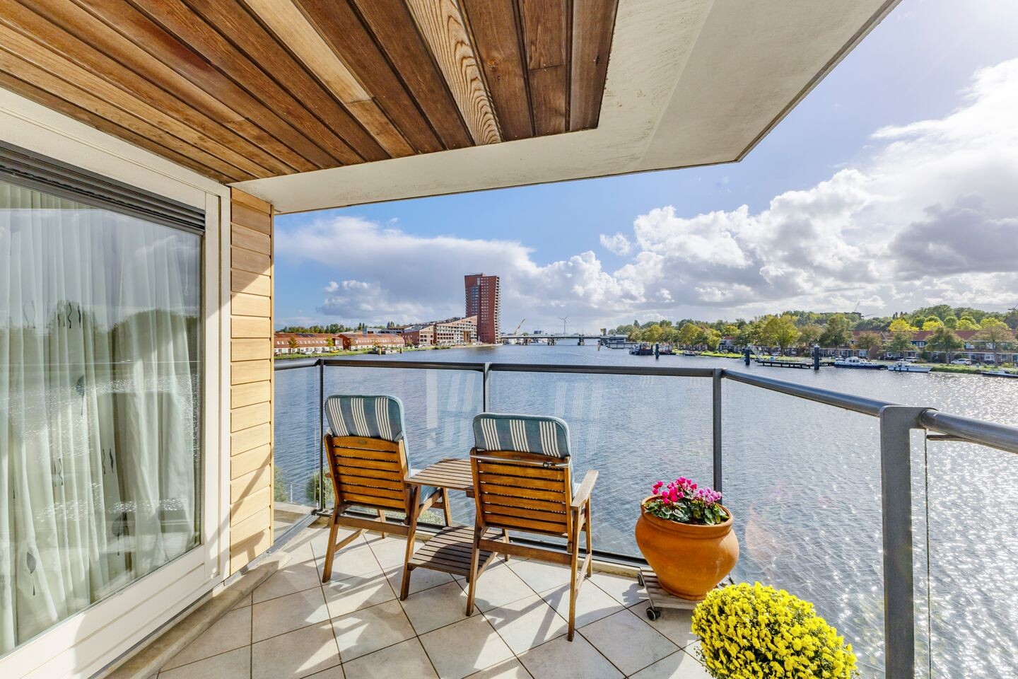 Appartement te koop: Sarema 23, Zaandam