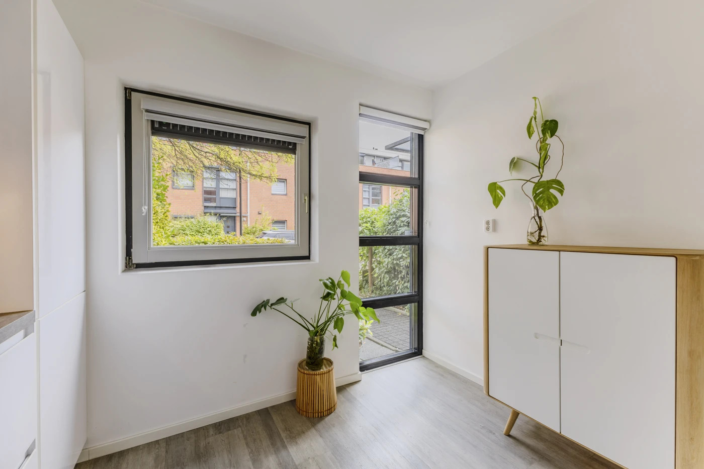Tussenwoning te koop: Amrum 16, Zaandam