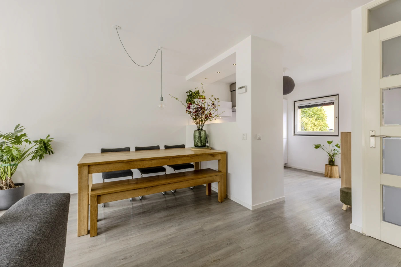 Tussenwoning te koop: Amrum 16, Zaandam