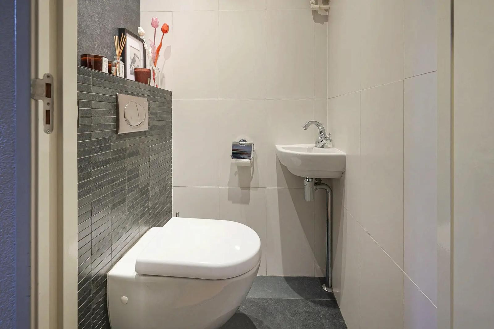 Tussenwoning te koop: Saltholm 5, Zaandam