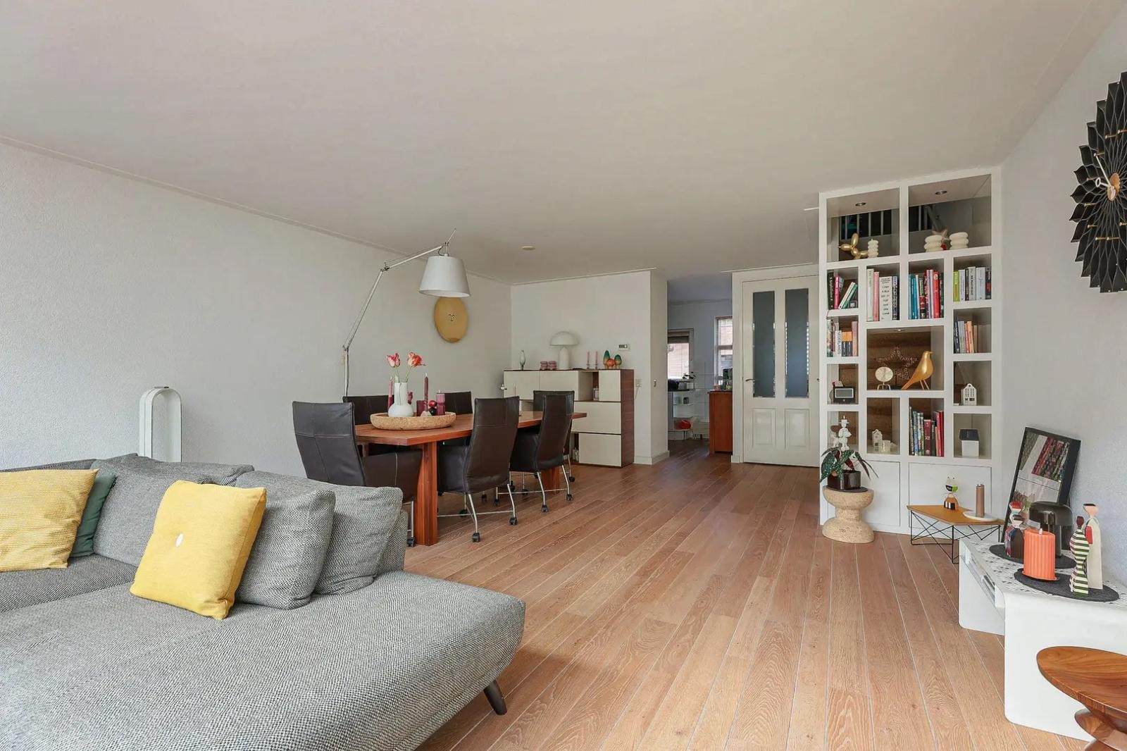 Tussenwoning te koop: Saltholm 5, Zaandam