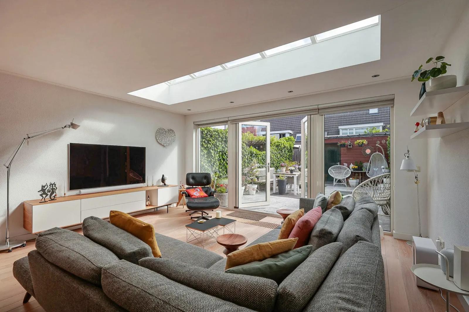 Tussenwoning te koop: Saltholm 5, Zaandam