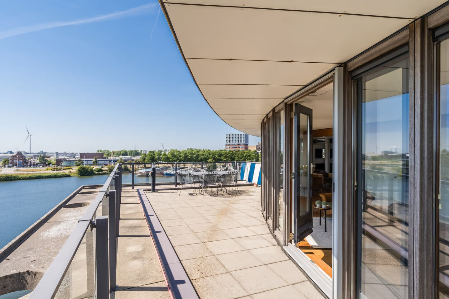 Appartement te koop: Justpier 112, Zaandam