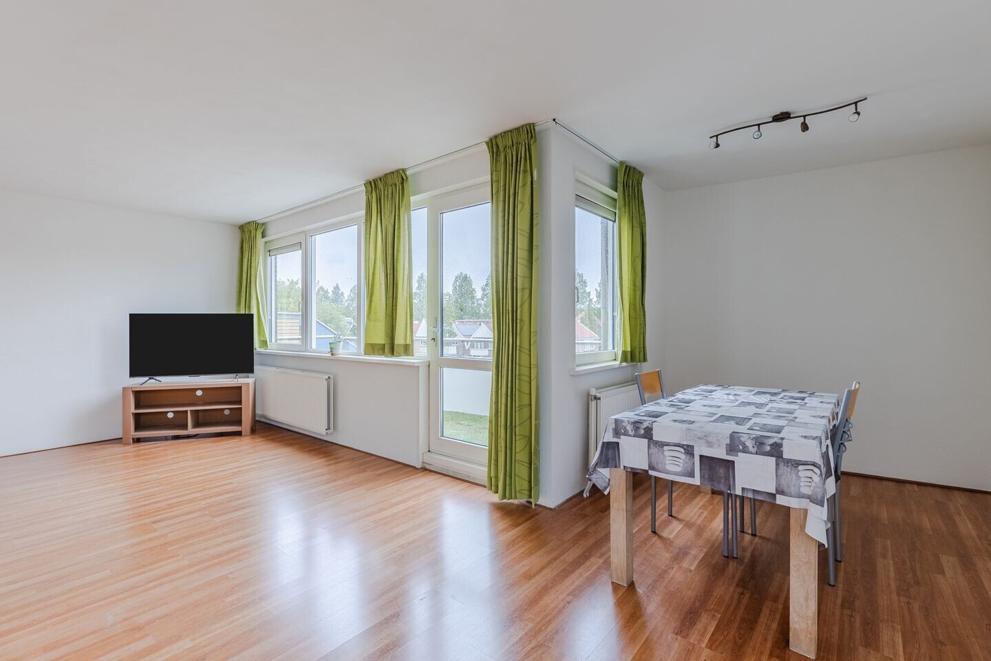 Appartement te koop: Vinkenstraat 72, Zaandam