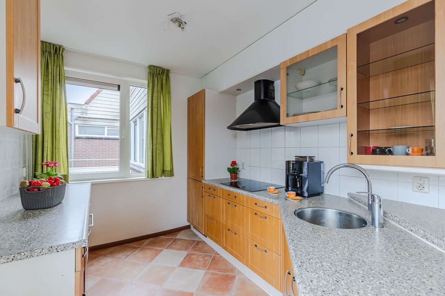 Appartement te koop: Vinkenstraat 72, Zaandam