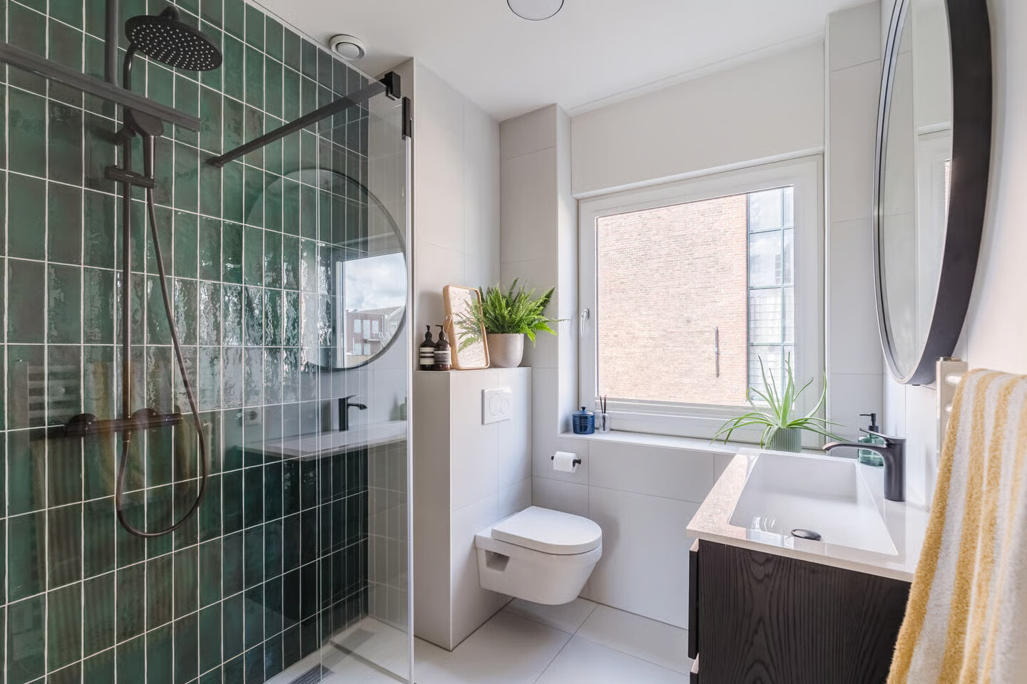 Tussenwoning te koop: Maartenpad 14, Zaandam