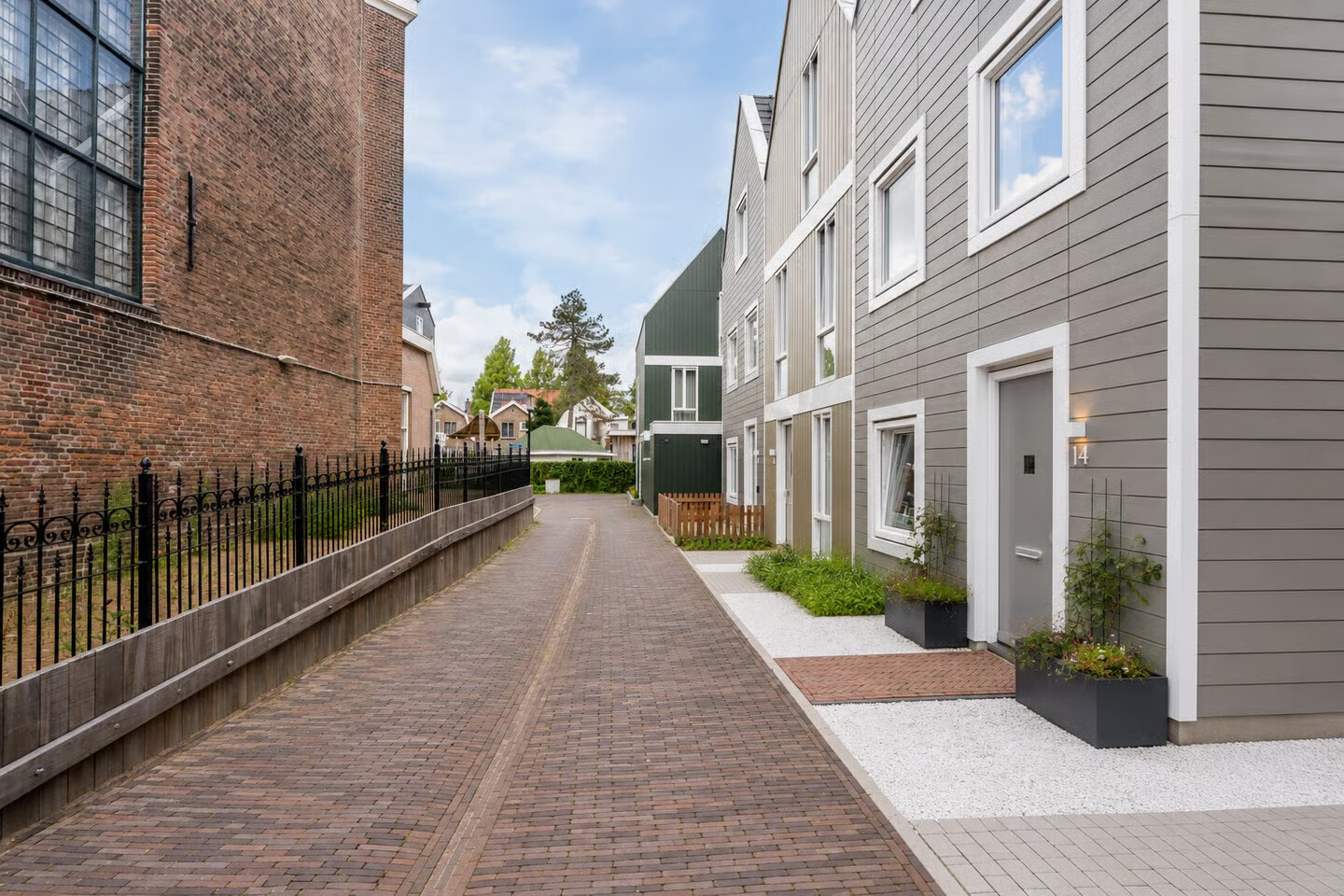 Tussenwoning te koop: Maartenpad 14, Zaandam