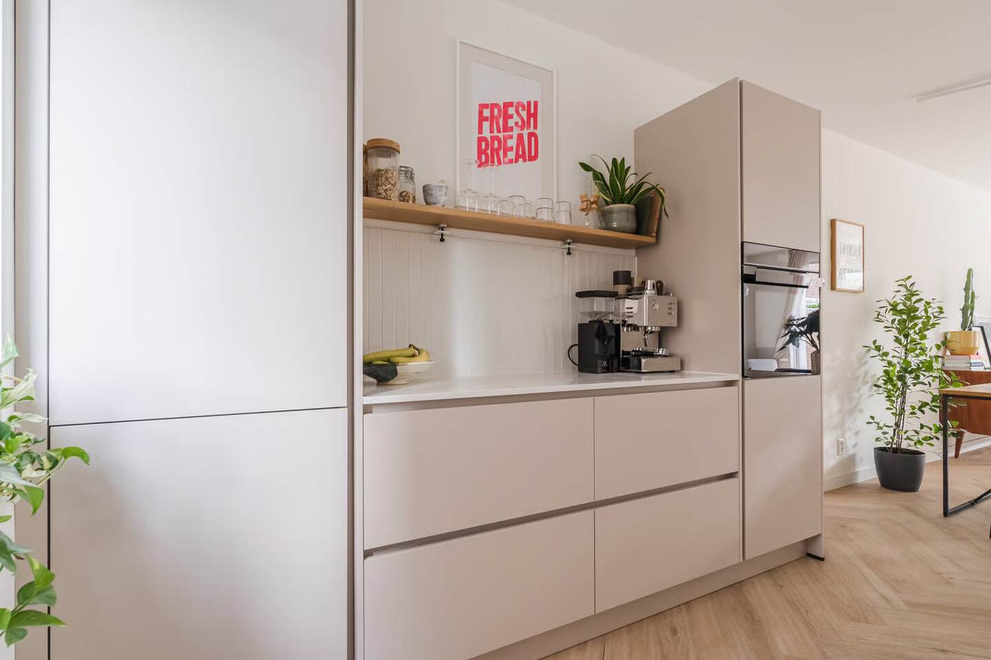 Tussenwoning te koop: Maartenpad 14, Zaandam