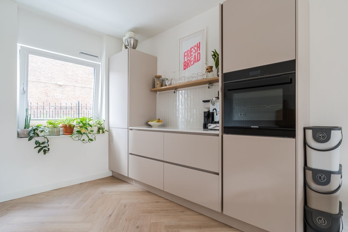 Tussenwoning te koop: Maartenpad 14, Zaandam