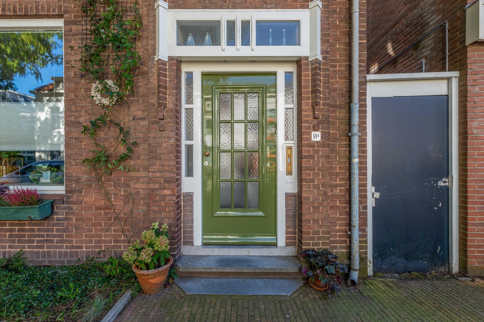 Hoekwoning te koop: Stationsstraat 69K, Zaandam