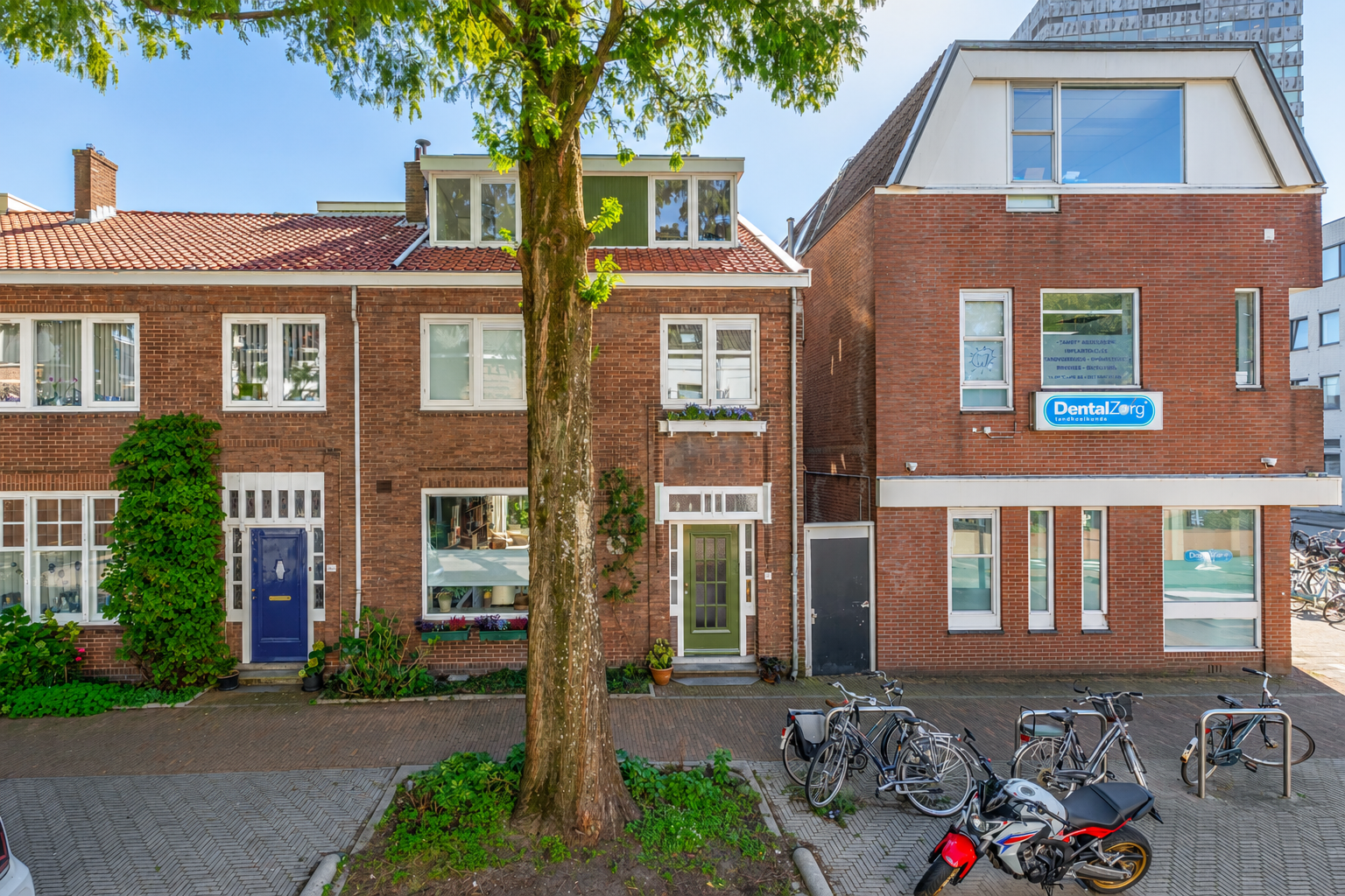 Hoekwoning te koop: Stationsstraat 69K, Zaandam