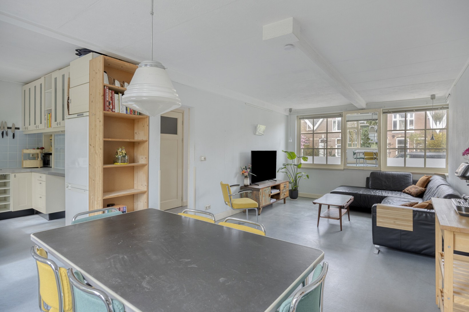 Hoekwoning te koop: Herengracht 81, Zaandam