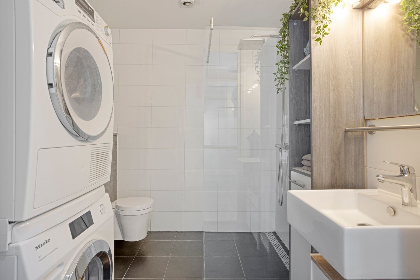 Appartement te koop: Herengracht 106D, Zaandam