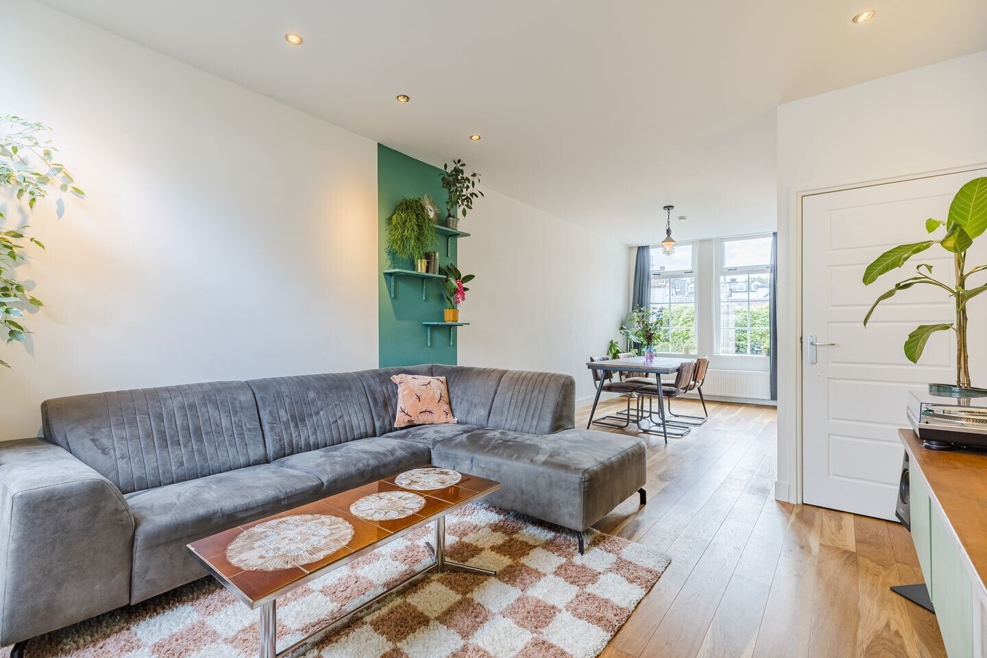 Tussenwoning te koop: Hollandsepad 4, Zaandam
