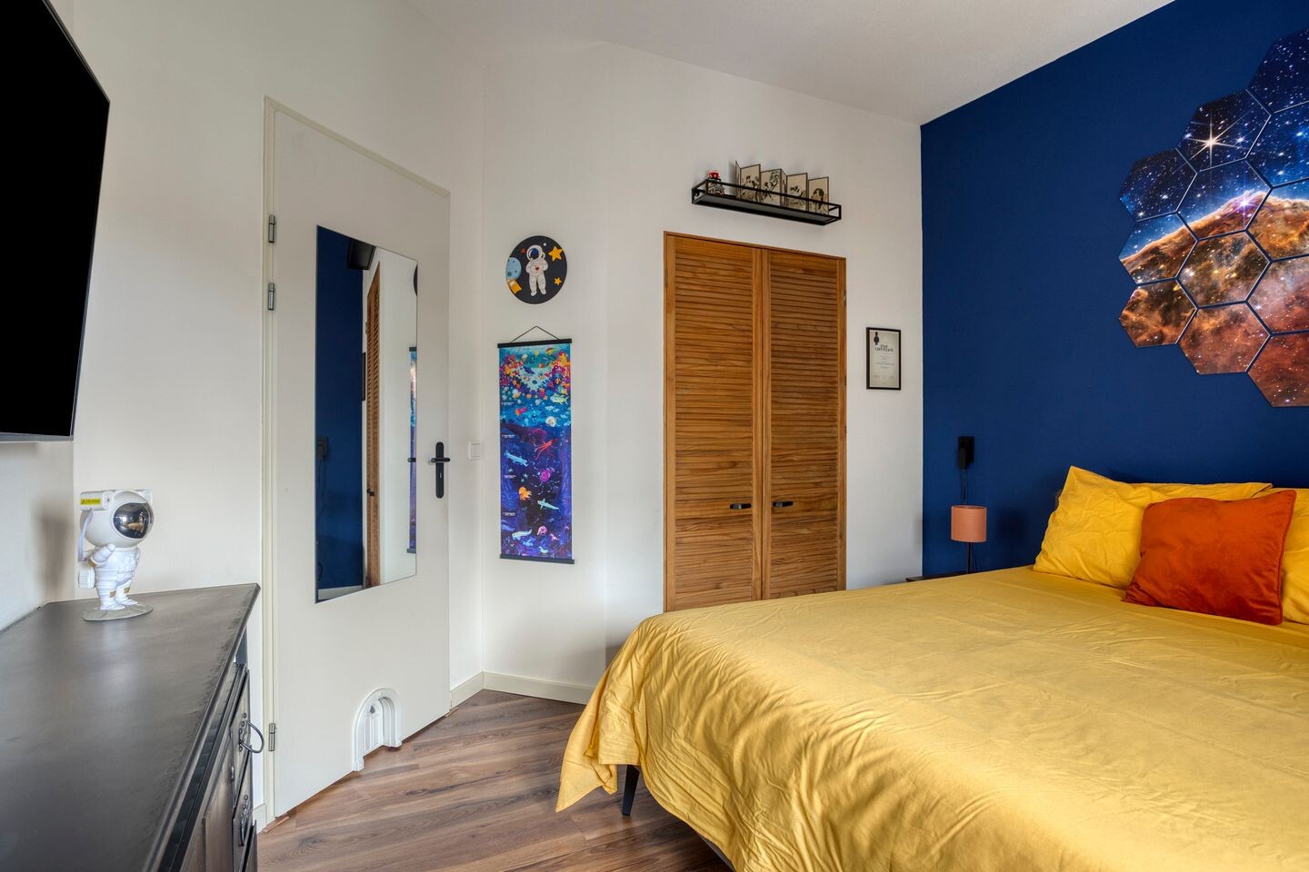 Appartement te koop: Dr. C.W.H. van Raaltenpark 13, Zaandam