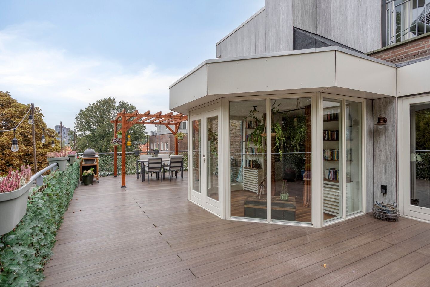 Appartement te koop: Dr. C.W.H. van Raaltenpark 13, Zaandam
