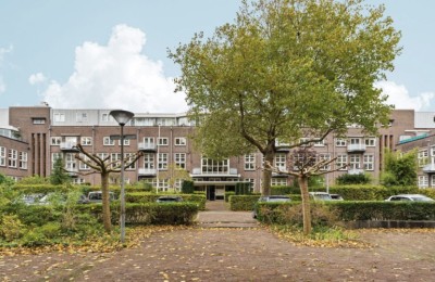 Dr. C.W.H. van Raaltenpark 6