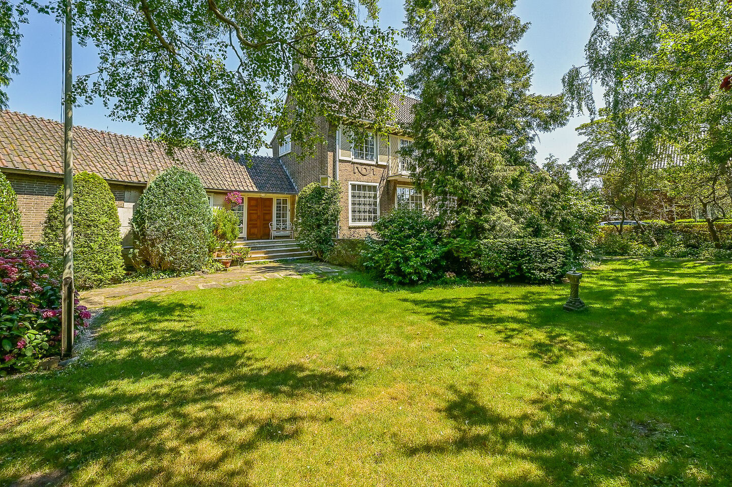 Vrijstaande woning te koop: Provincialeweg 250, Zaandam