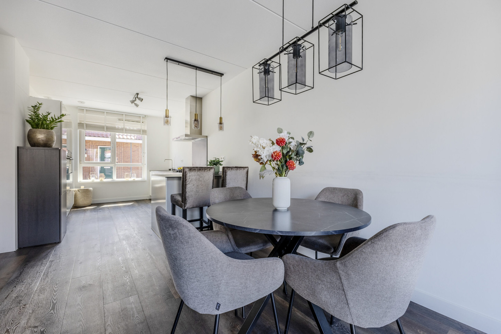 Hoekwoning te koop: Narvastraat 22, Zaandam