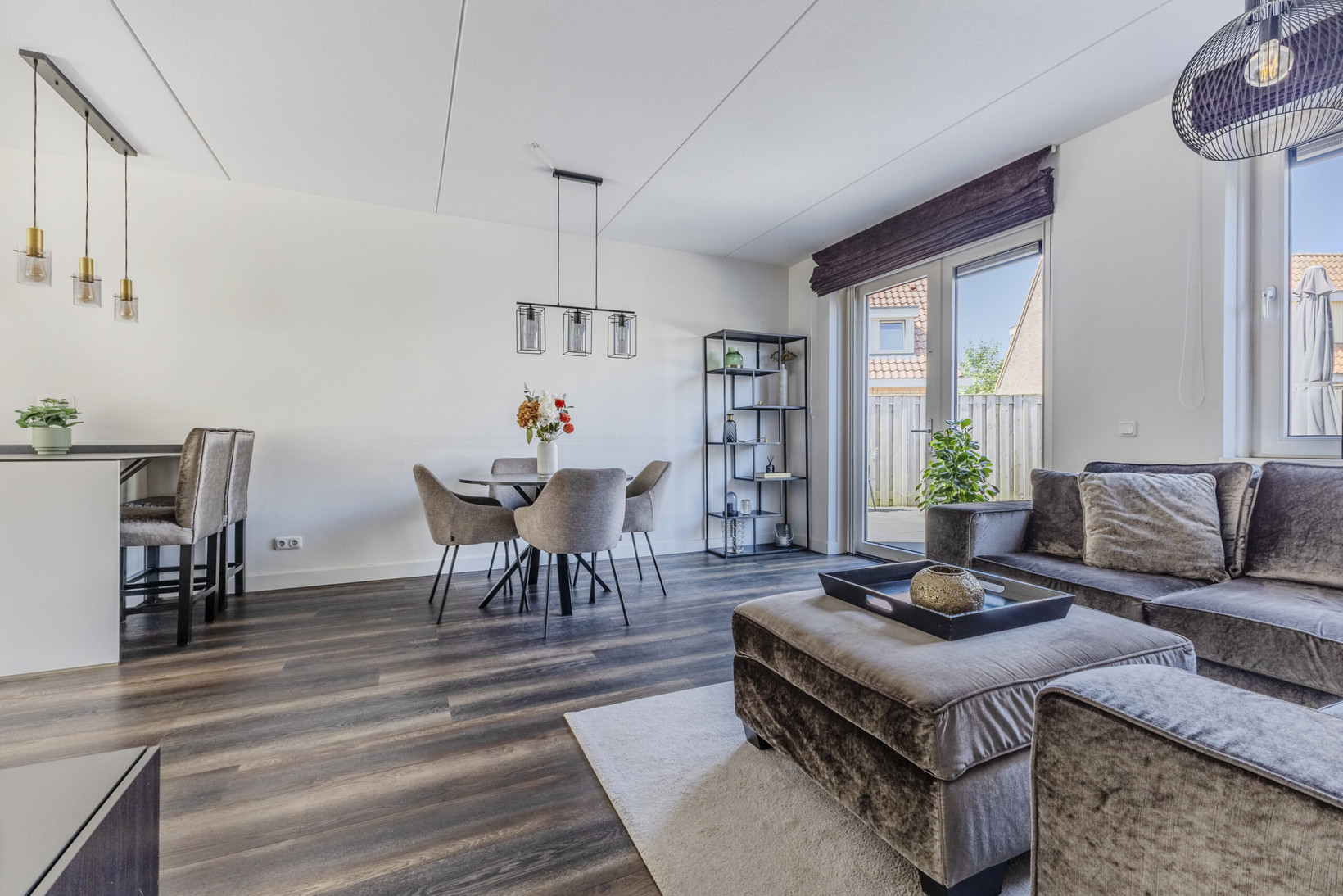 Hoekwoning te koop: Narvastraat 22, Zaandam