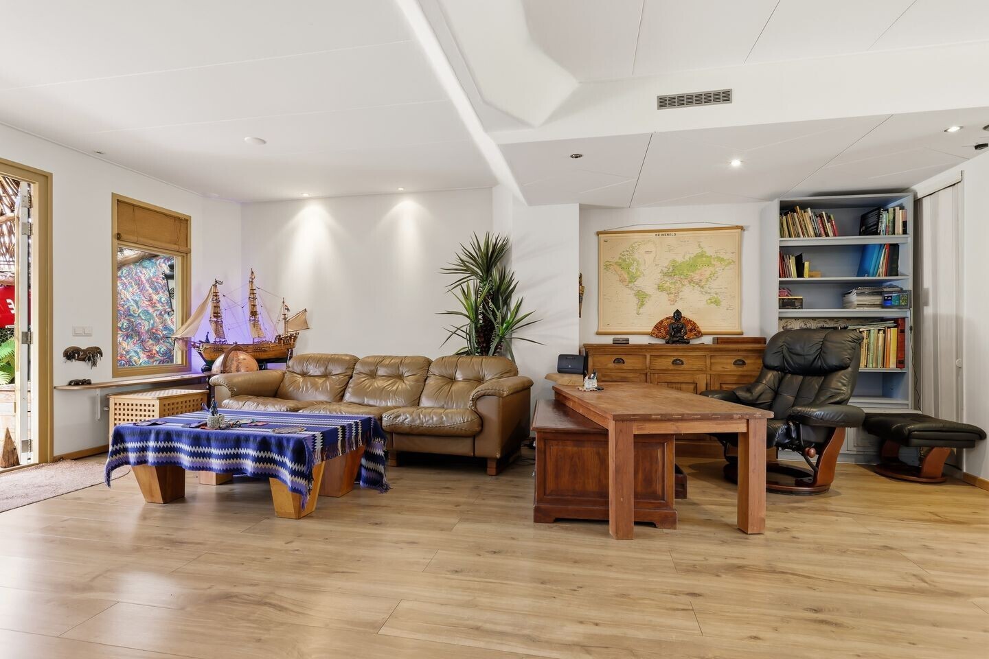 Hoekwoning te koop: Archangelstraat 128, Zaandam