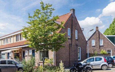 Onegastraat 16