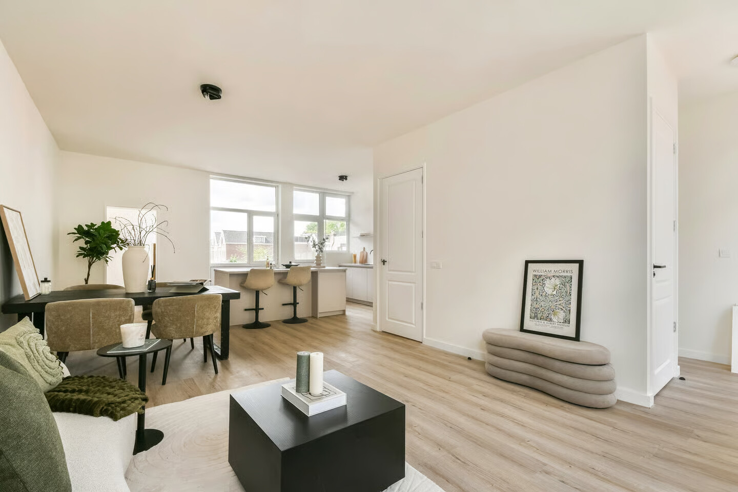 Appartement te koop: Czaar Peterstraat 9A, Zaandam