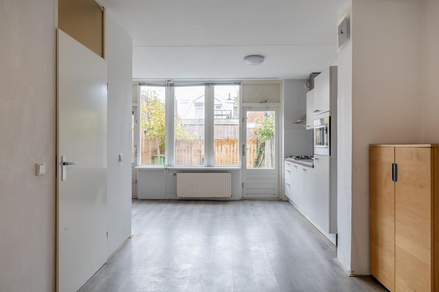 Hoekwoning te koop: Czaar Peterstraat 69, Zaandam
