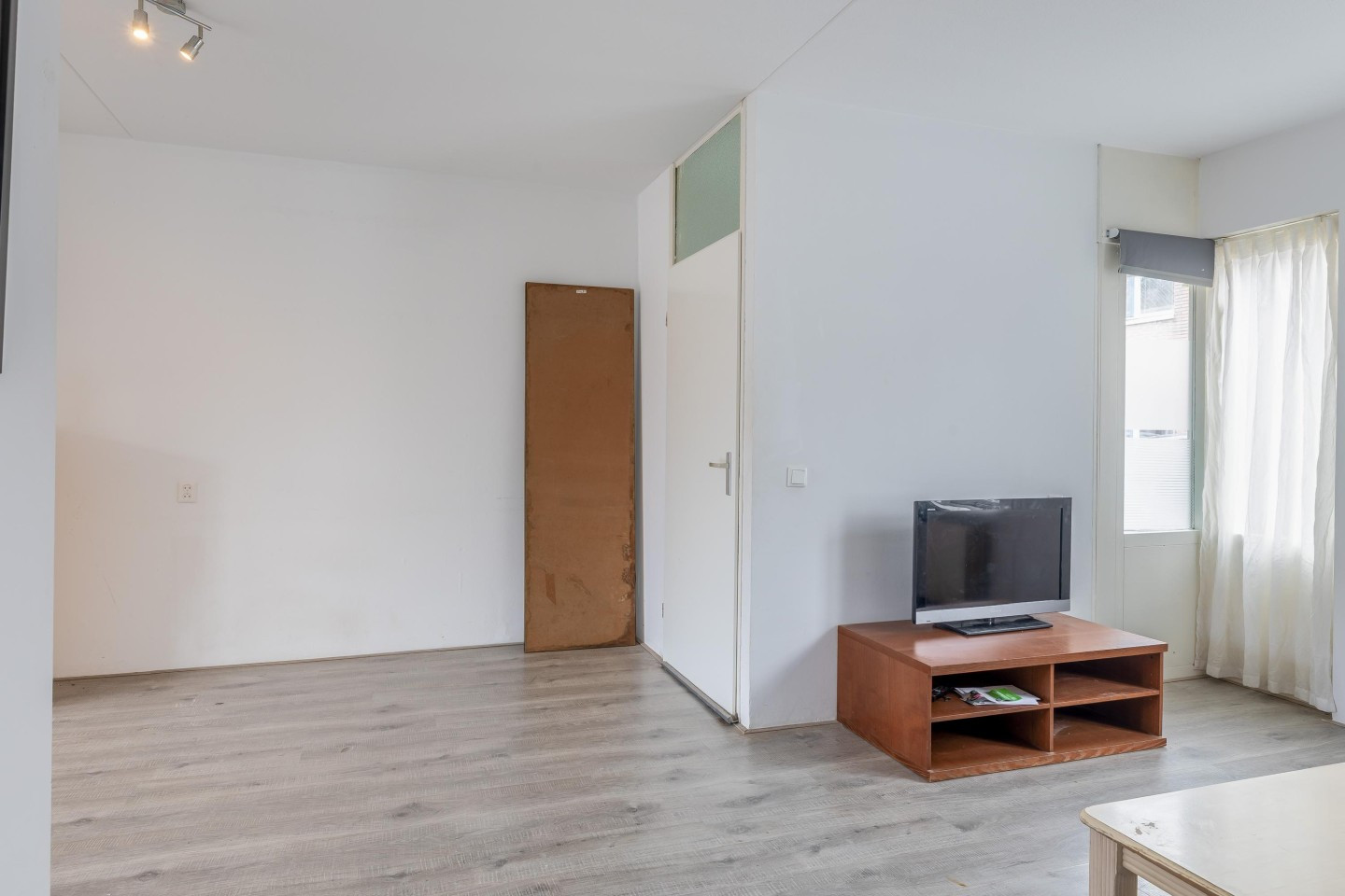 Hoekwoning te koop: Czaar Peterstraat 69, Zaandam