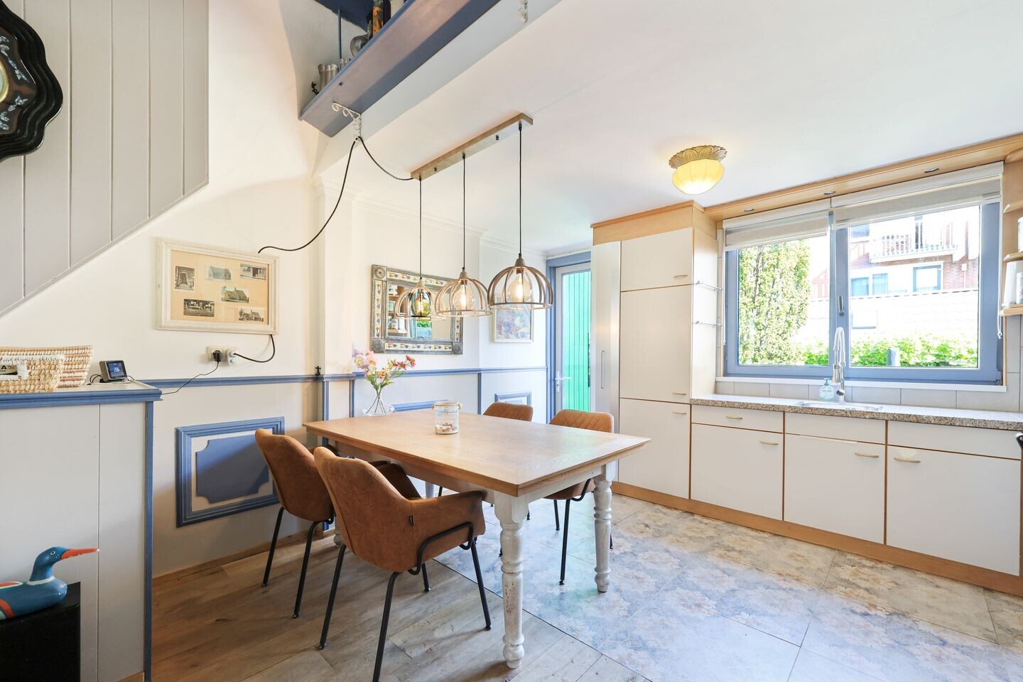 Tussenwoning te koop: Czaar Peterstraat 80, Zaandam