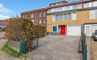 Marga Klompéstraat 1
