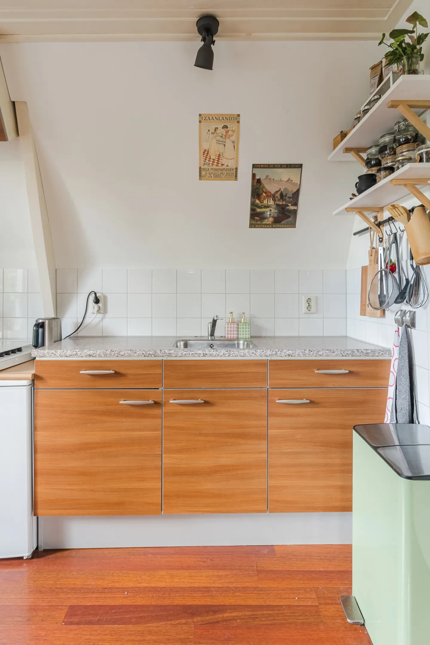 Appartement te koop: Ooievaarstraat 26A, Zaandam