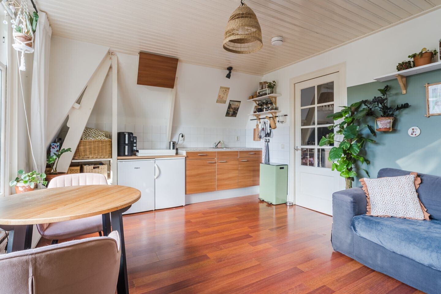 Appartement te koop: Ooievaarstraat 26A, Zaandam