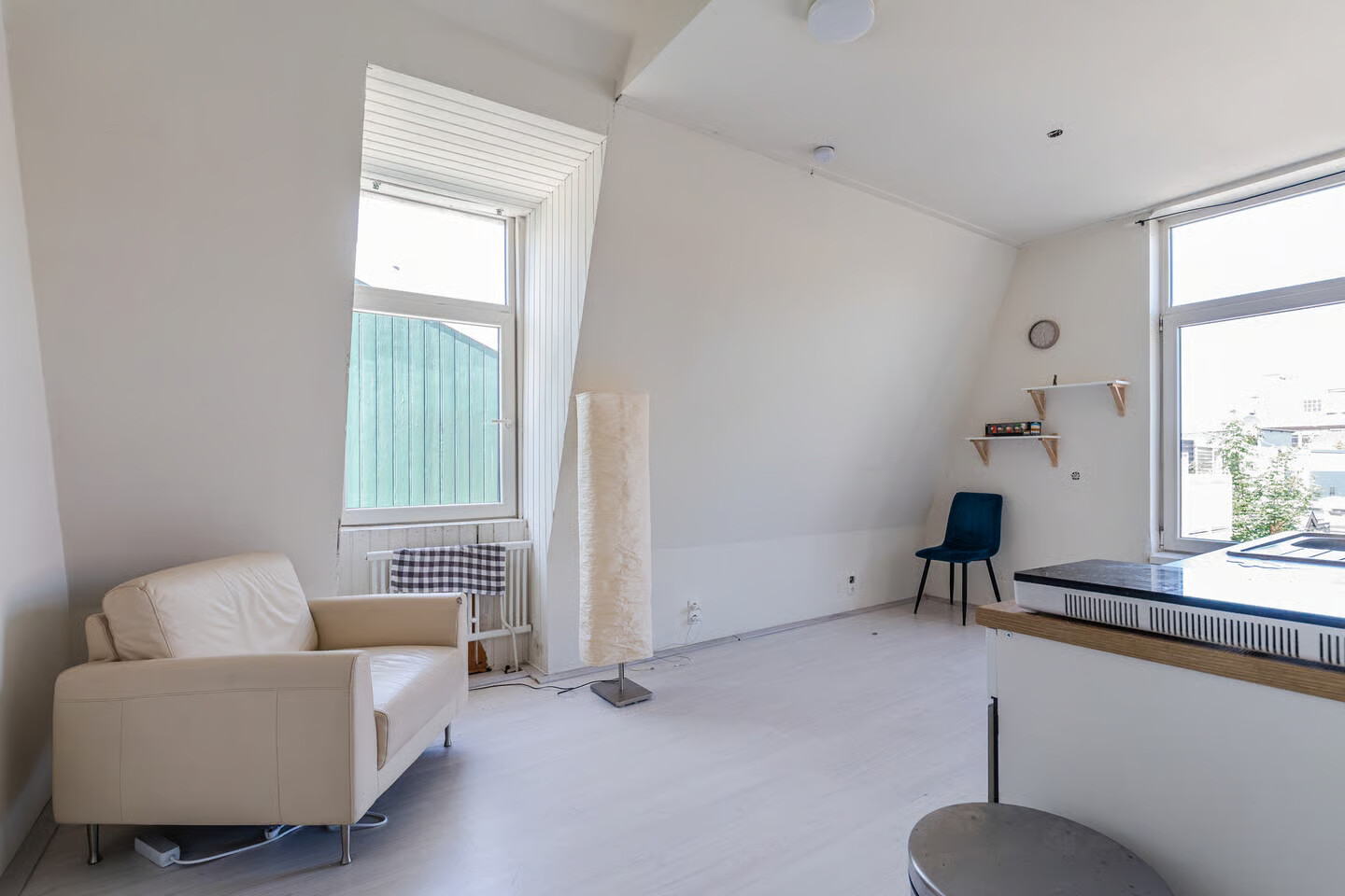 Hoekwoning te koop: Ooievaarstraat 90, Zaandam