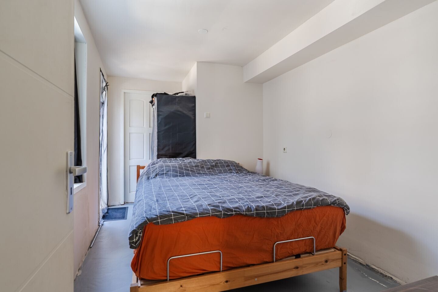 Hoekwoning te koop: Ooievaarstraat 90, Zaandam