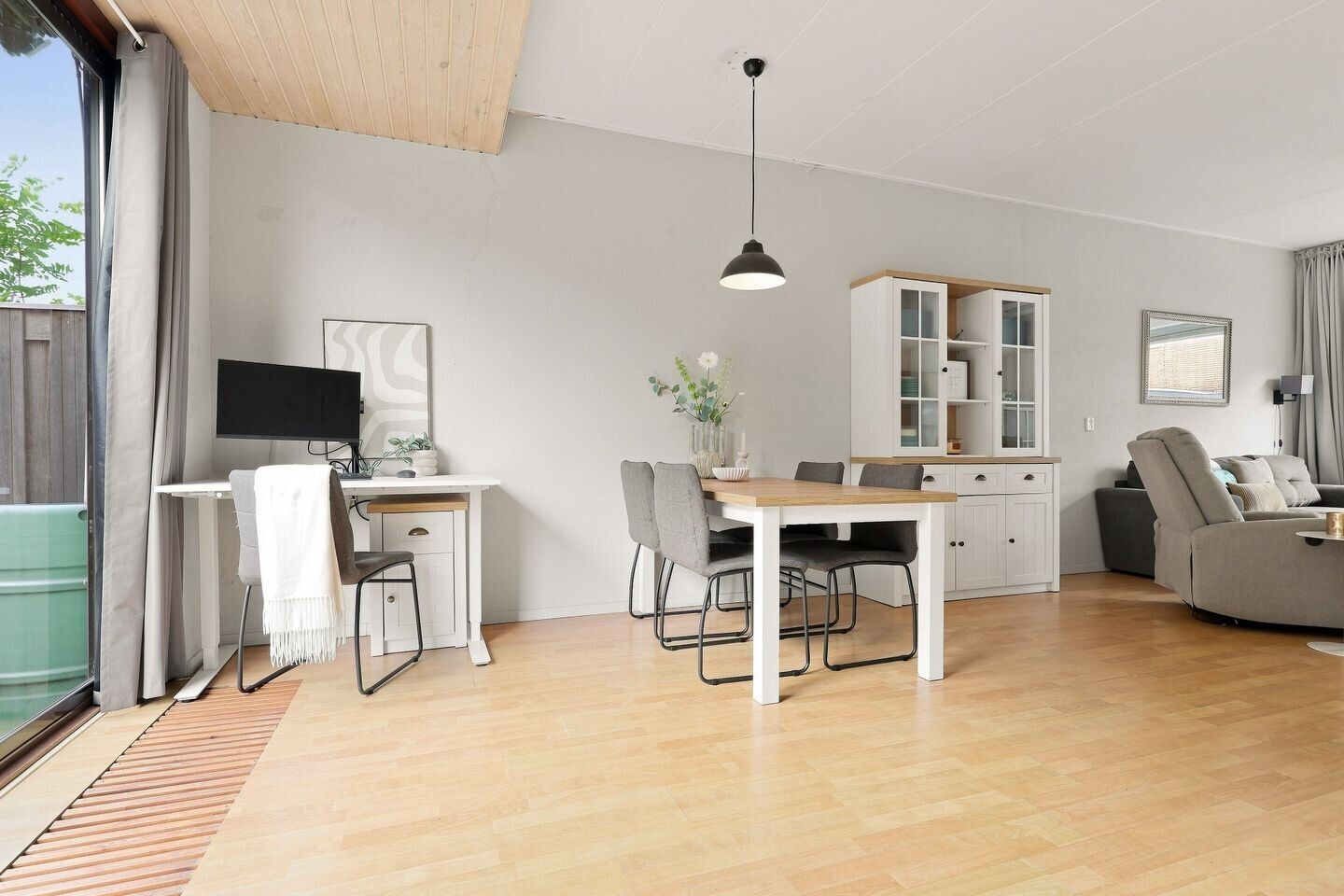 Tussenwoning te koop: Texelstraat 15, Zaandam