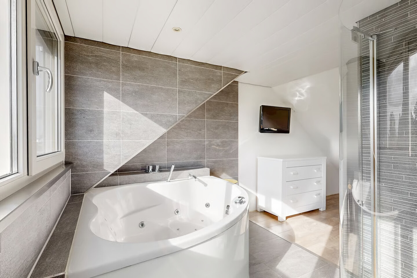 Tussenwoning te koop: Texelstraat 41, Zaandam