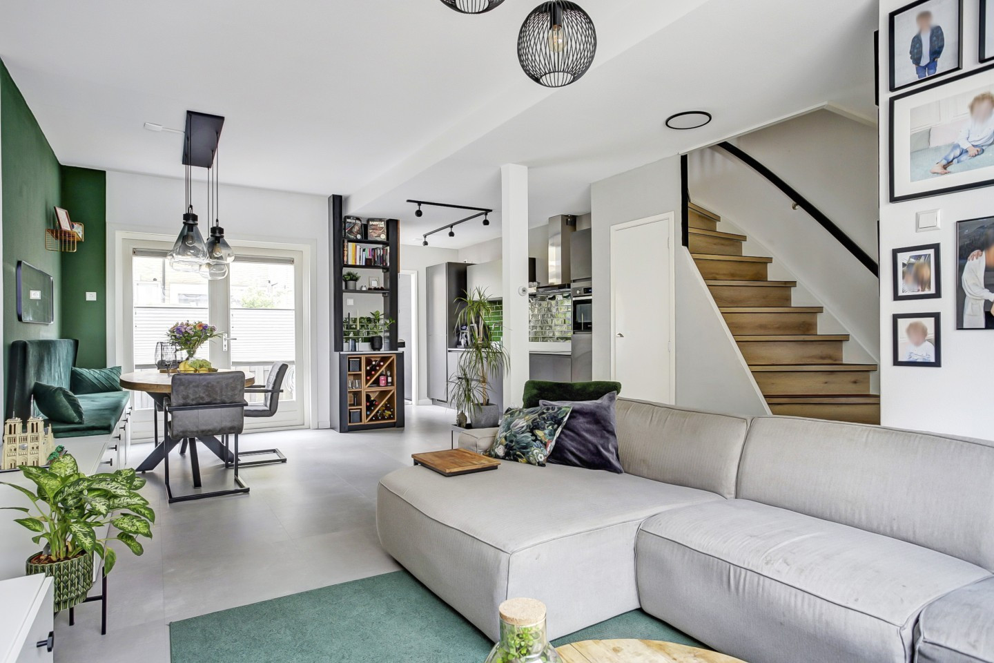 Hoekwoning te koop: Schiermonnikoog 17, Zaandam