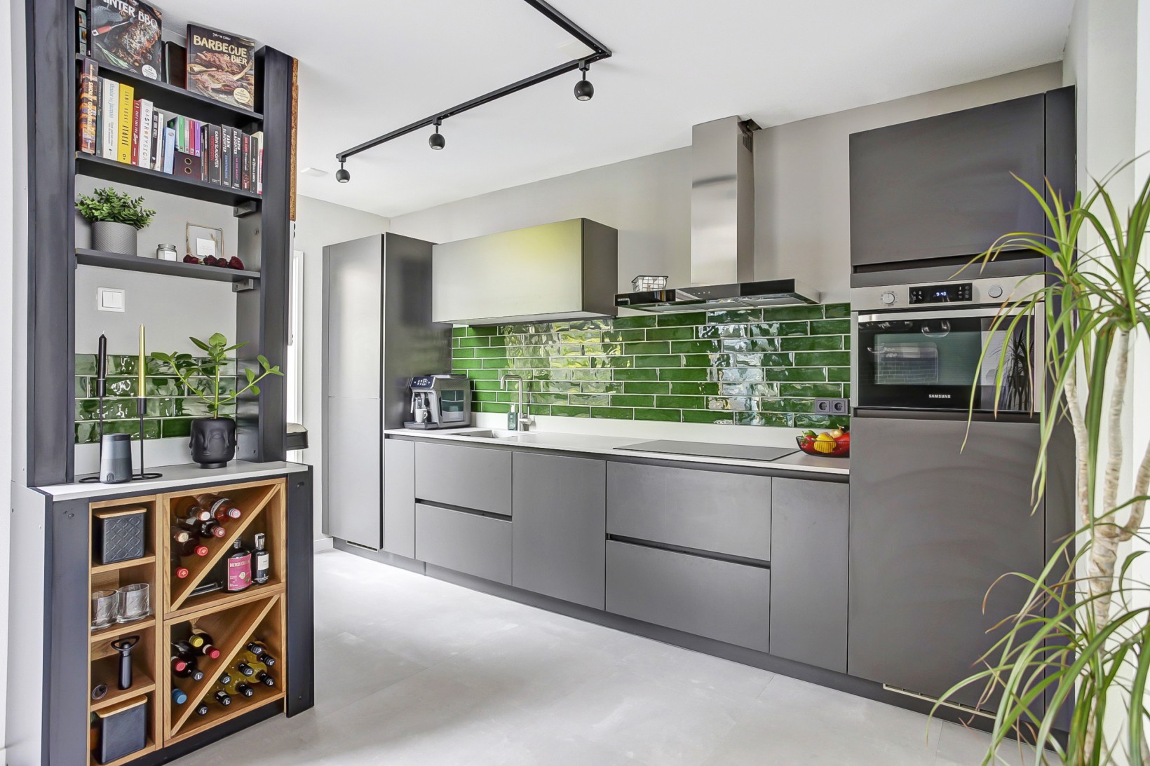 Hoekwoning te koop: Schiermonnikoog 17, Zaandam
