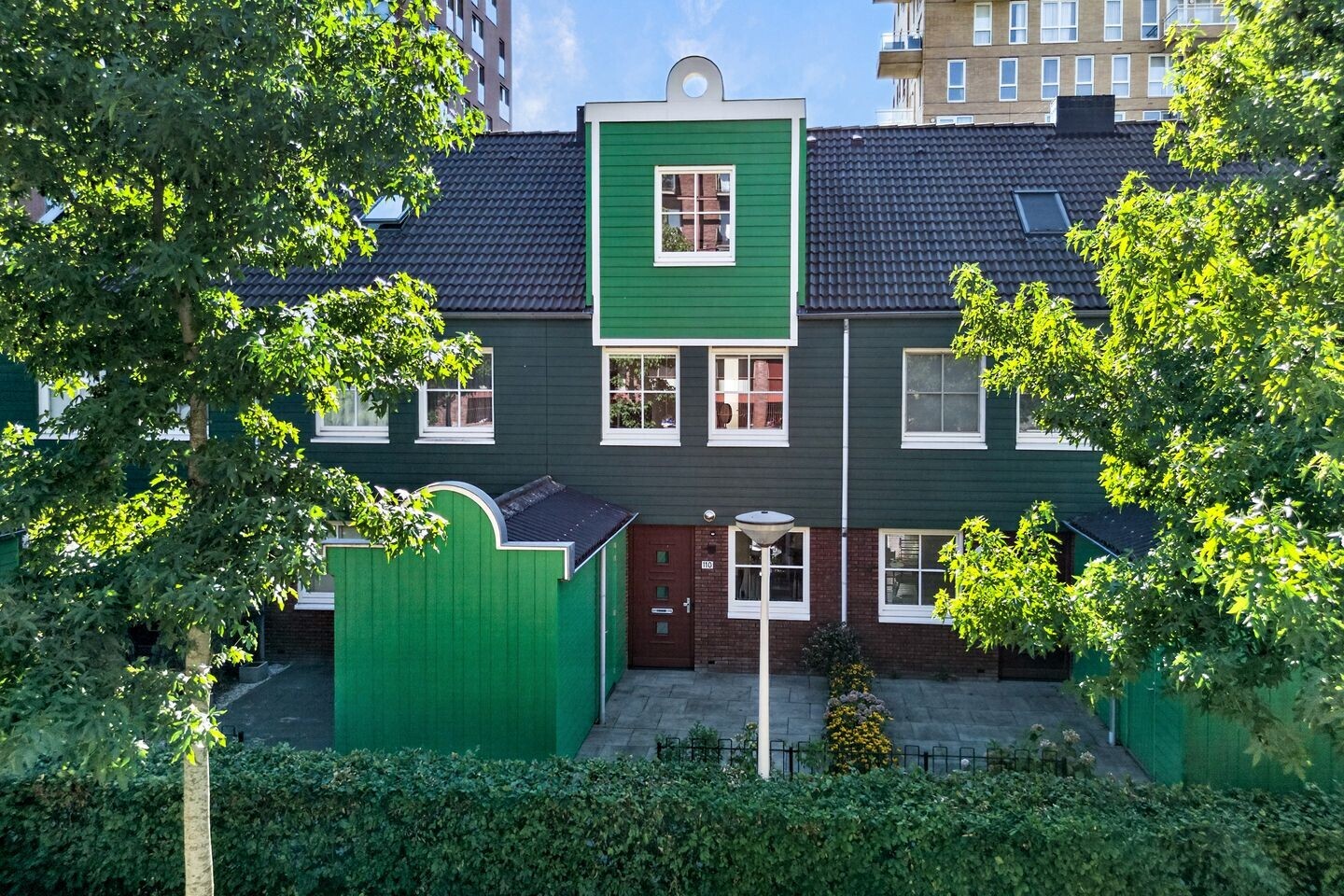 Tussenwoning te koop: Vurehout 110, Zaandam