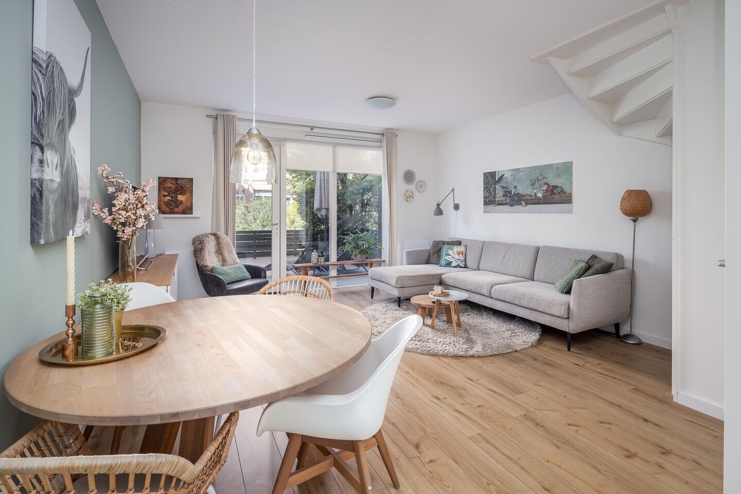 Tussenwoning te koop: Vurehout 120, Zaandam
