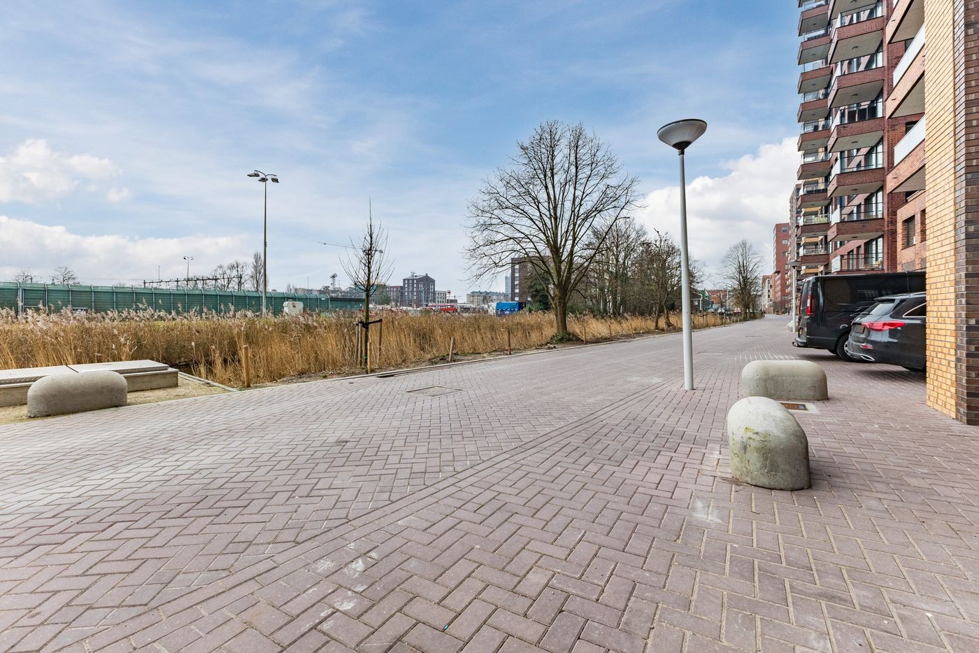 Appartement te koop: Mahoniehout 397, Zaandam