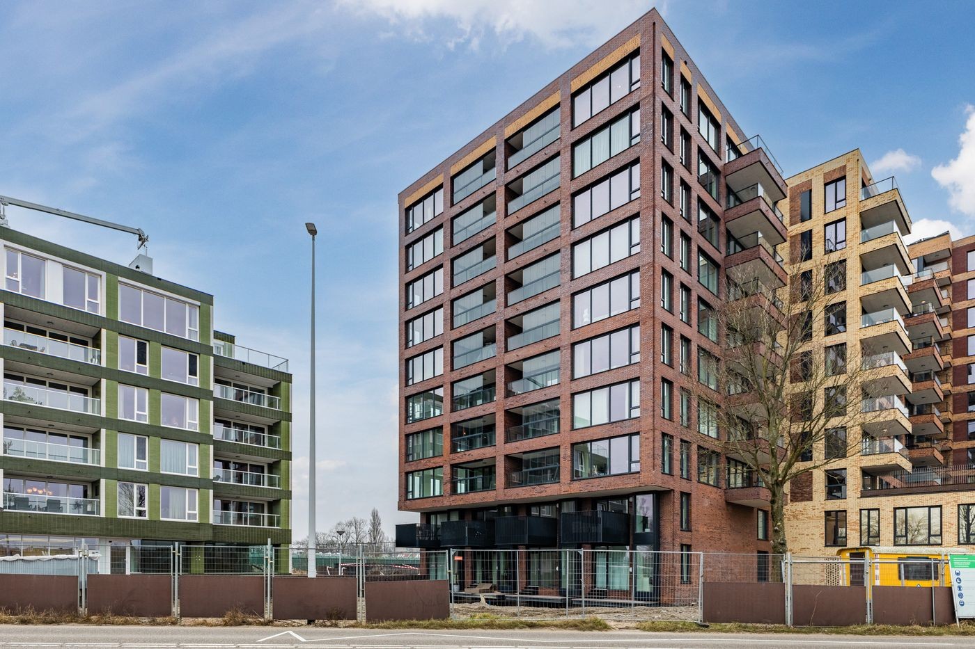 Appartement te koop: Mahoniehout 397, Zaandam