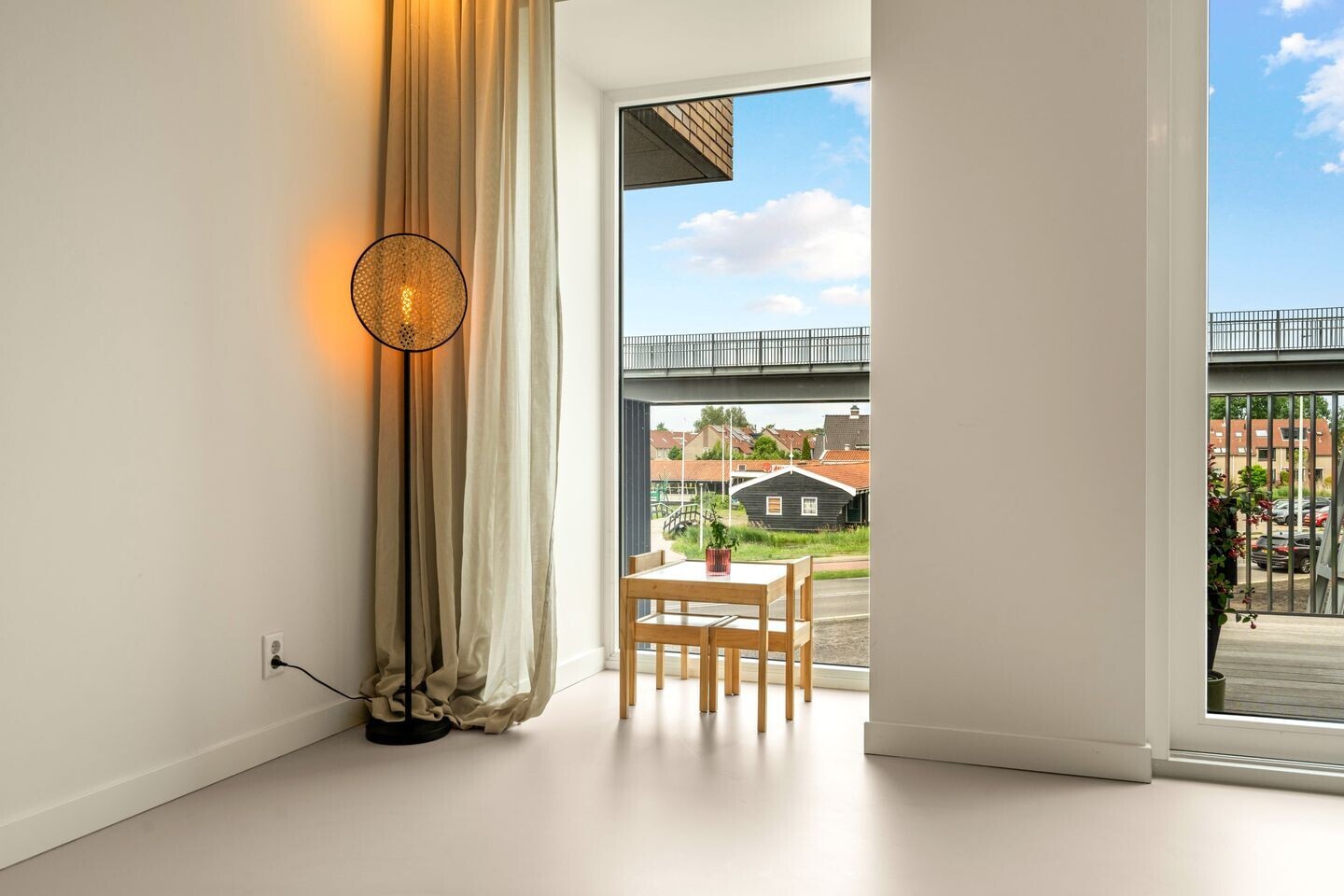 Tussenwoning te koop: Houtveldweg 1150, Zaandam
