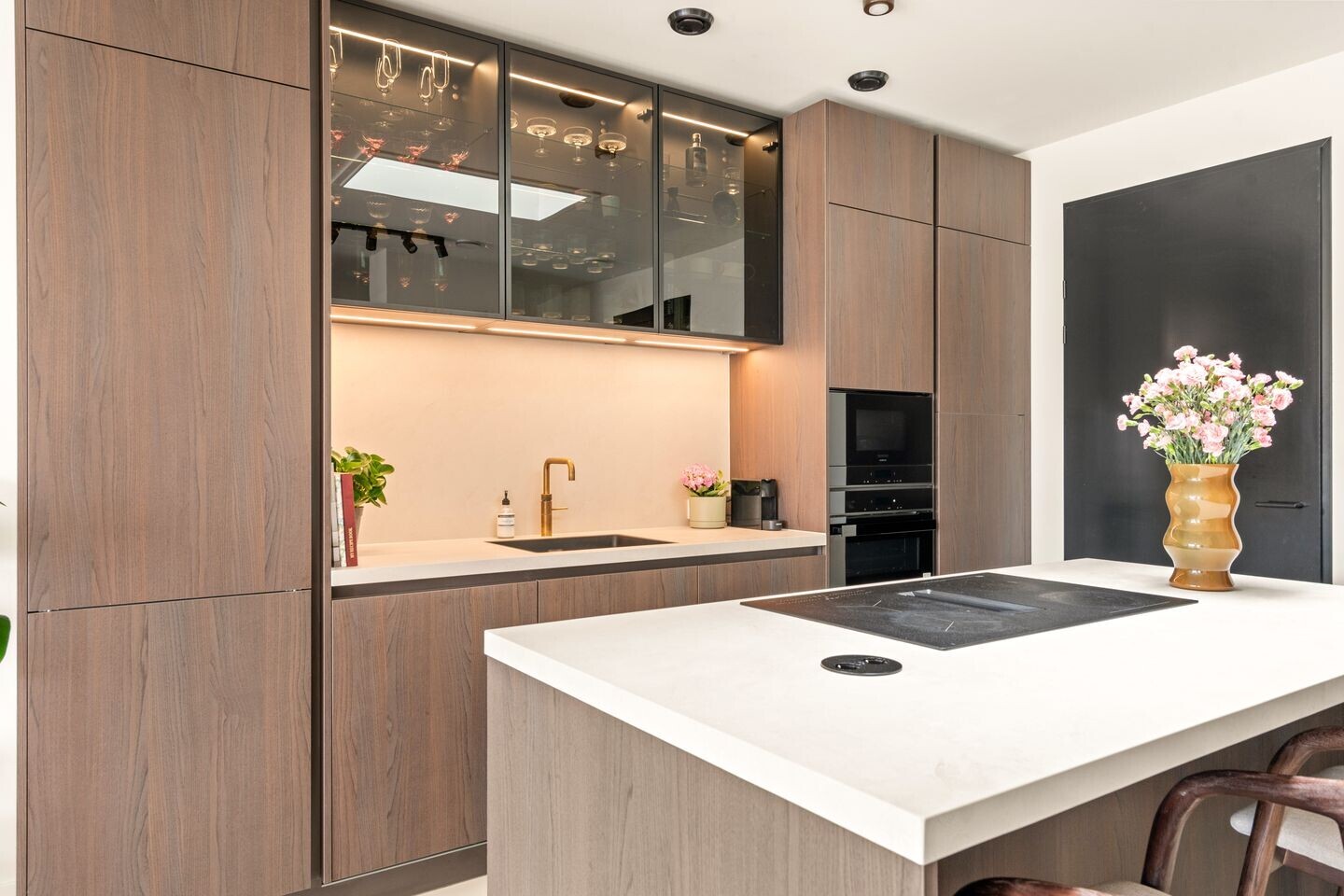 Tussenwoning te koop: Houtveldweg 1150, Zaandam