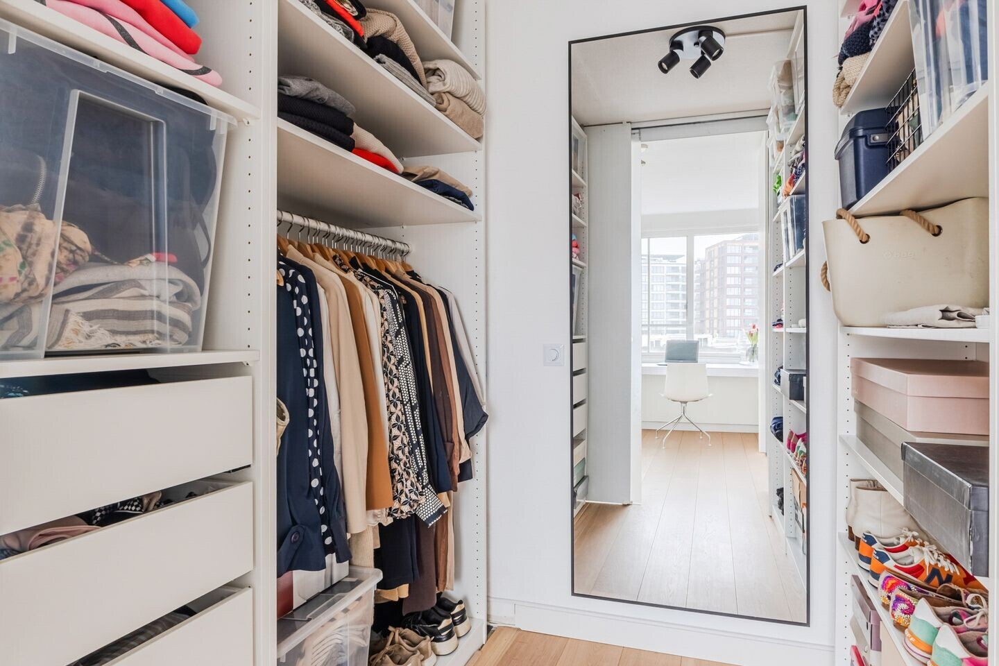 Appartement te koop: Kapelhof 63, Zaandam